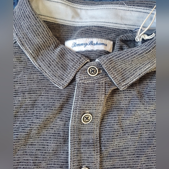 *NWT* Tommy Bahama Pacific Shore Polo Shirt Men Size M  Shadow Grey Striped - Picture 1 of 9
